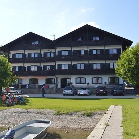 Gaestehaus Gruenaeugl Am See 크슈타트 암 힘제 외부 사진