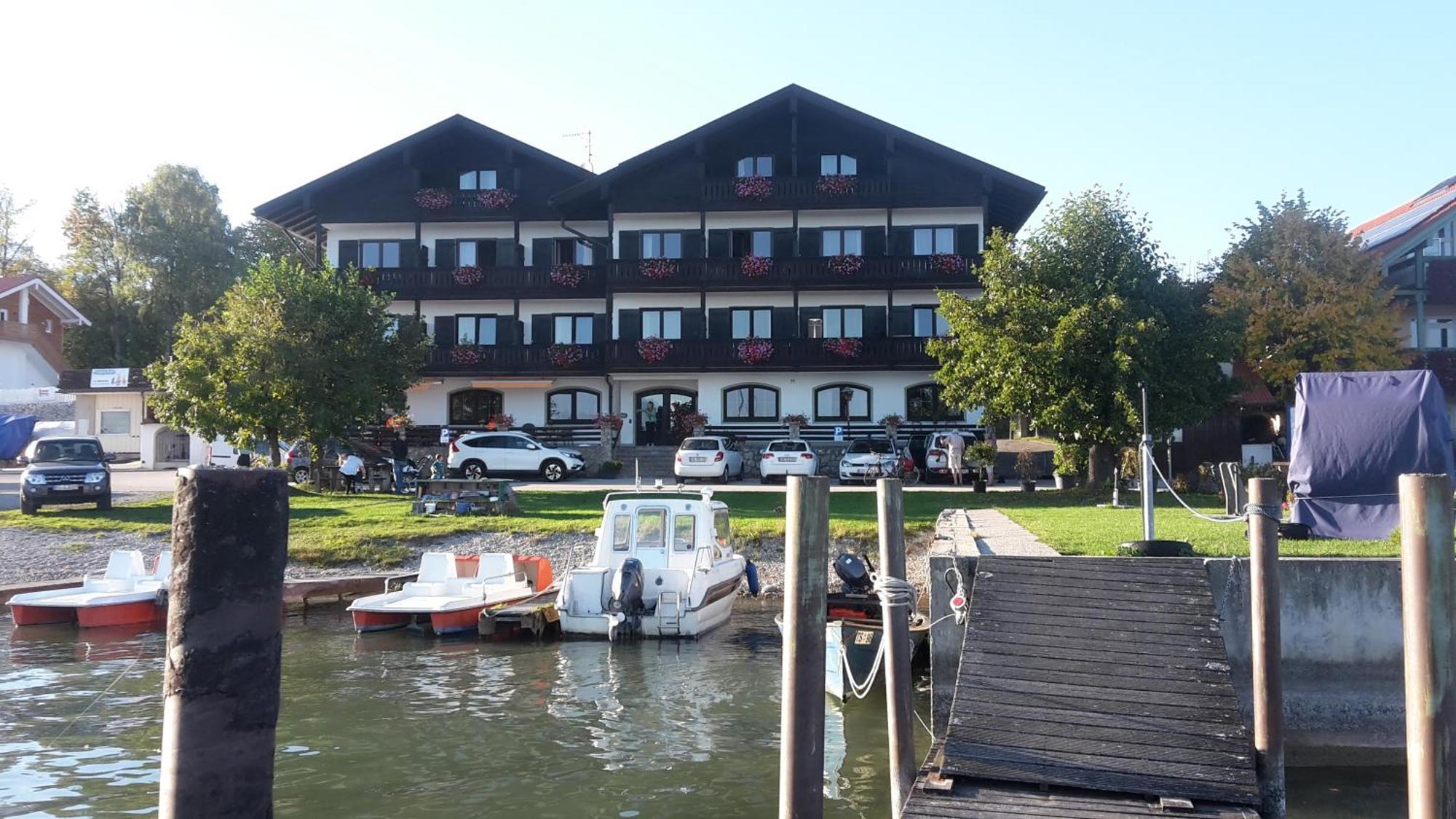 Gaestehaus Gruenaeugl Am See 크슈타트 암 힘제 외부 사진
